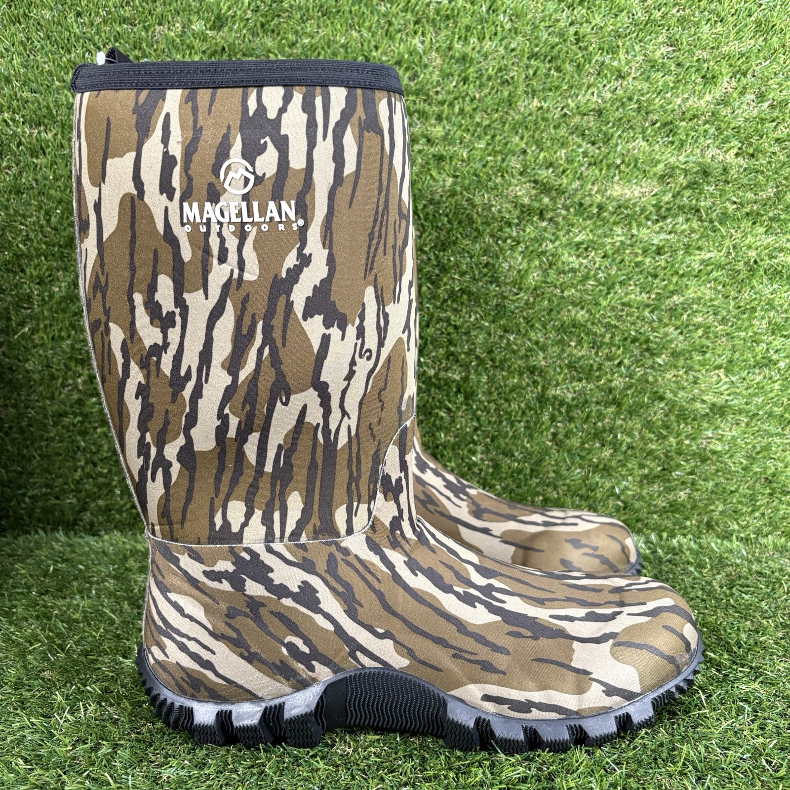 Magellan Outdoors Field Hunting Boots Camo Mossy Oak Men’s Size 13 D Waterproof