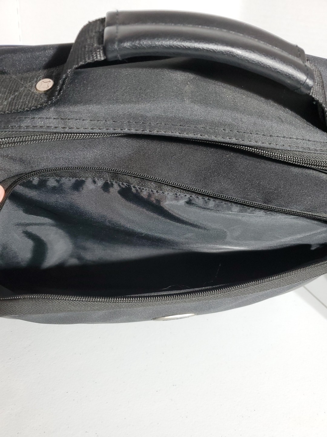 ResMed CPAP Travel Bag Shoulder Tote Carry Case Only Storage Compartments Padded