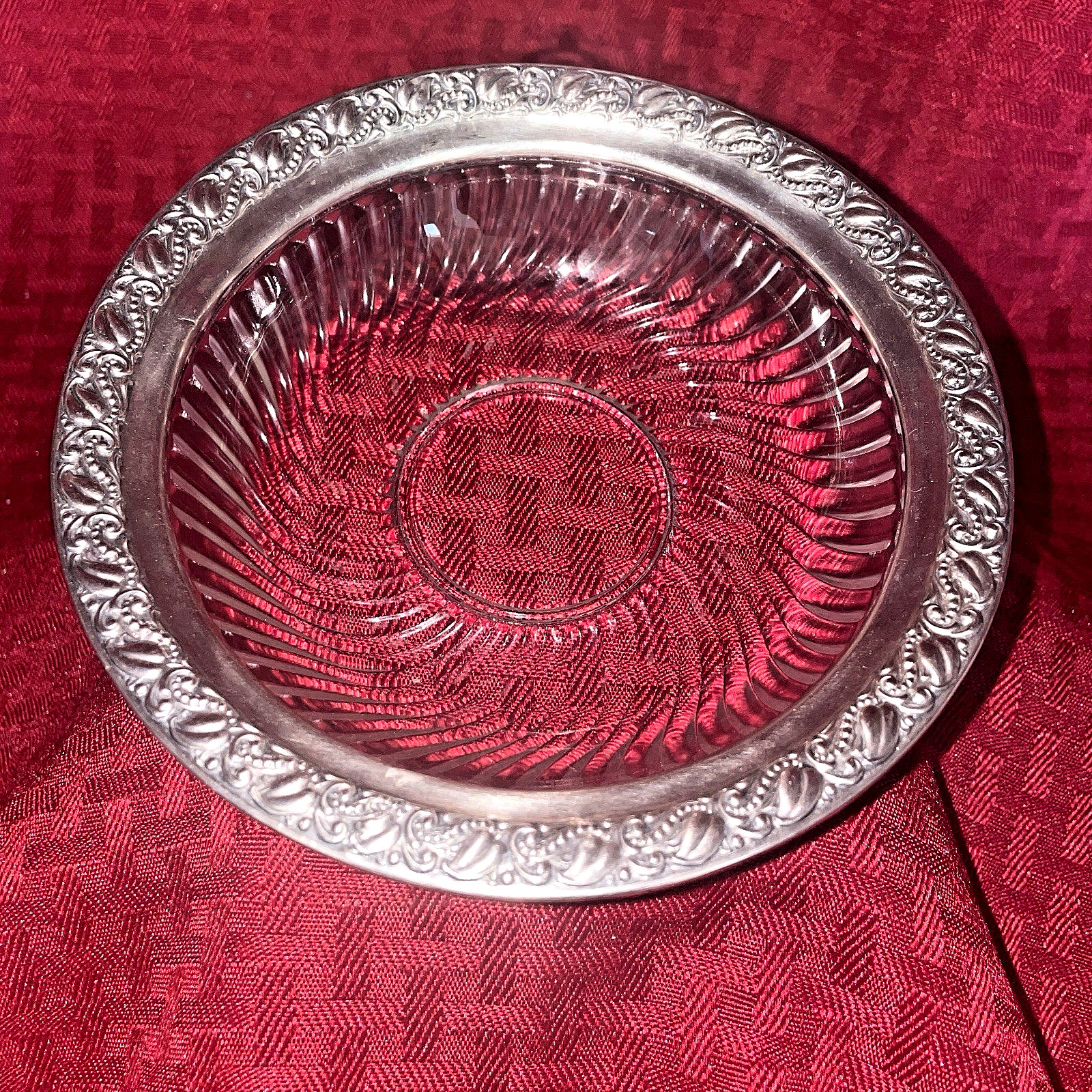 Vintage Webster Sterling Silver Glass W/Leaf Pattern Bowl 6"