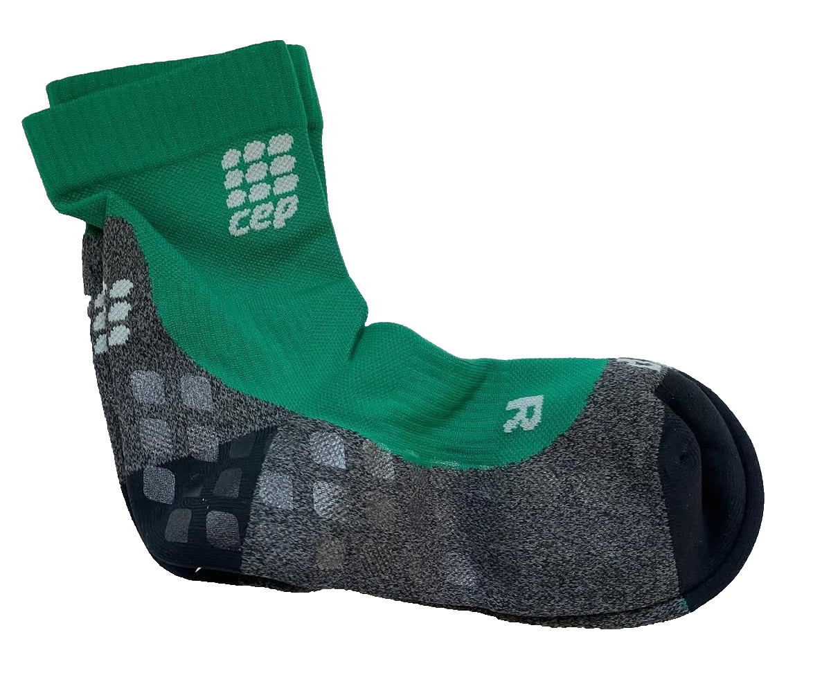 CEP Women's Griptech Short Compression Socks Size 3 / III Green Gray Grip Tech
