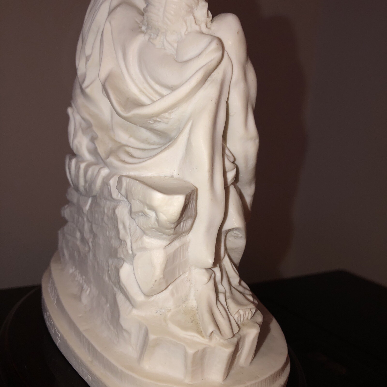 Michelangelo's Pieta Jesus Sculptor A. Santini PIETA Classic9x7x4” Made In Italy