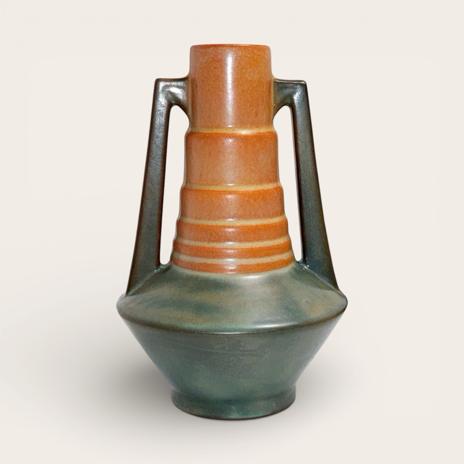 Vintage ROSEVILLE FUTURA Art Deco TELESCOPE Urn Vase #382-7 Tan/Green 7”