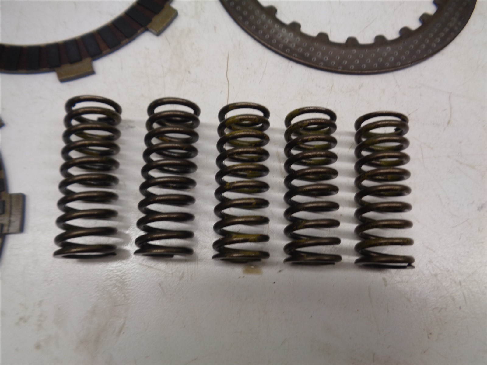 (L) 2005 Honda TRX400EX Inner Clutch Disks & Plates w Springs