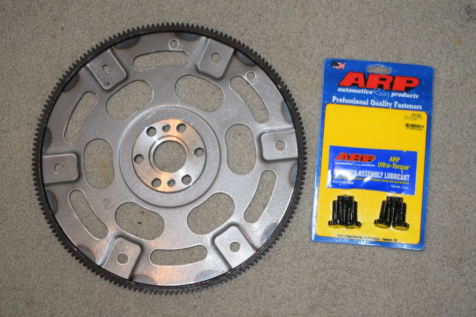 Flexplate for Chevrolet 4L80E, 400 with spacer & ARP bolts. 6 bolt LS engines