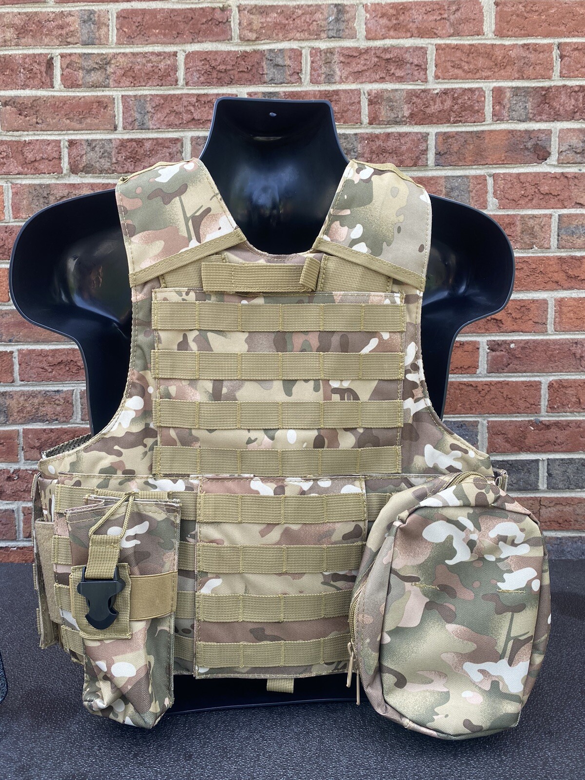OCP Multicam Tactical Vest Plate Carrier Woodland- Adjustable. Pouches Included