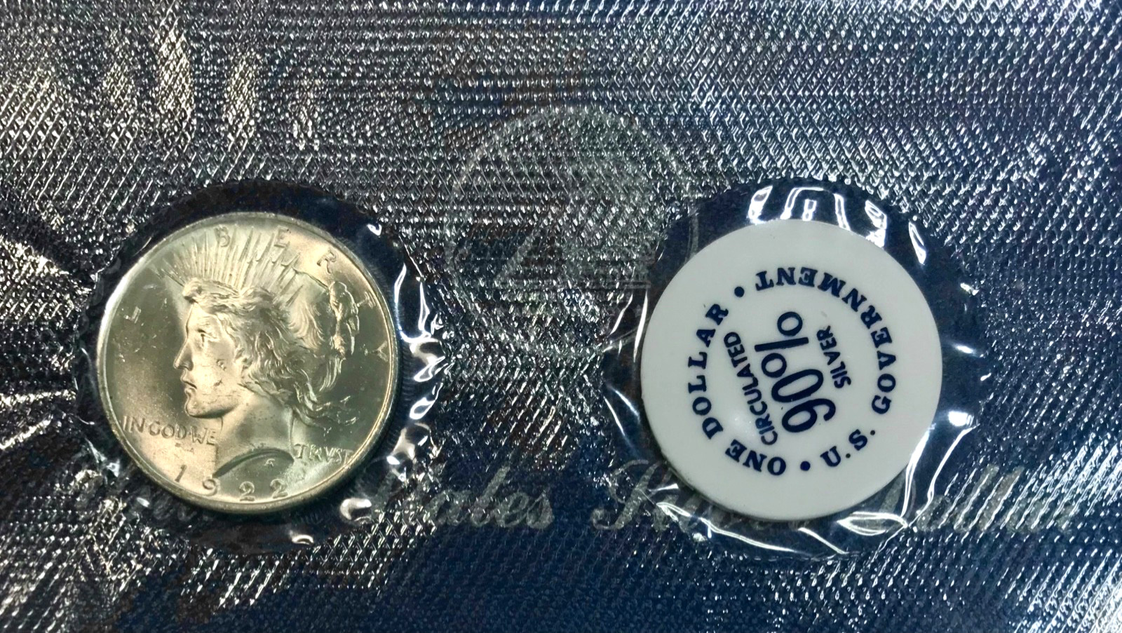 1922 Peace Silver Dollar GSA Soft-Pak Lustrous Uncirculated w/Envelope & Cards