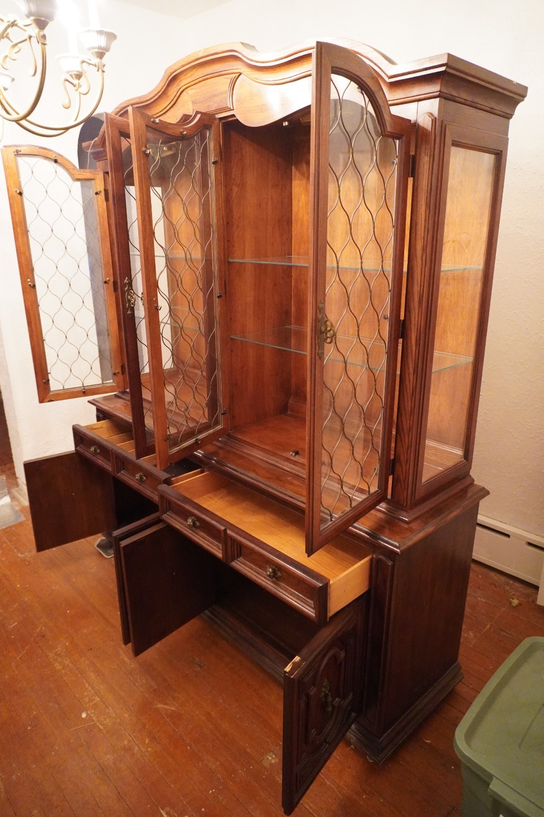 Thomasville Mahogany Breakfront