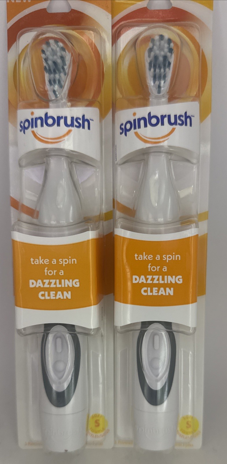 Lot Of 2 Spinbrush Toothbrush  Last Up To 3 Months Each Nouveau
