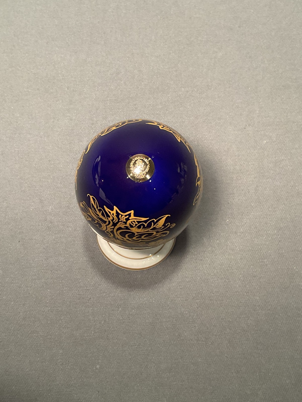 Royal Crown Derby - Paradise Cobalt Blue - Egg with Stand