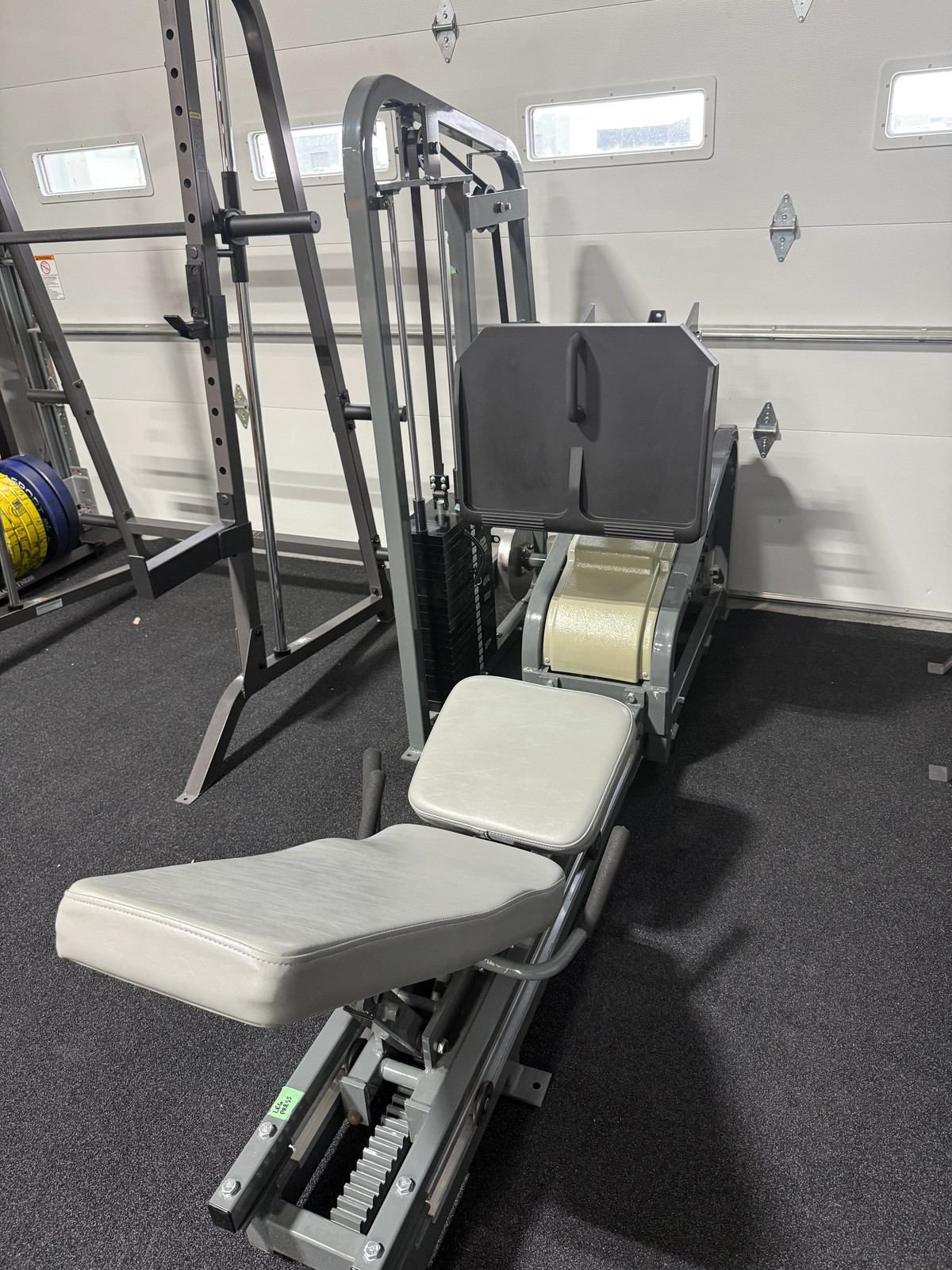 Used Nautilus 2ST Leg Press