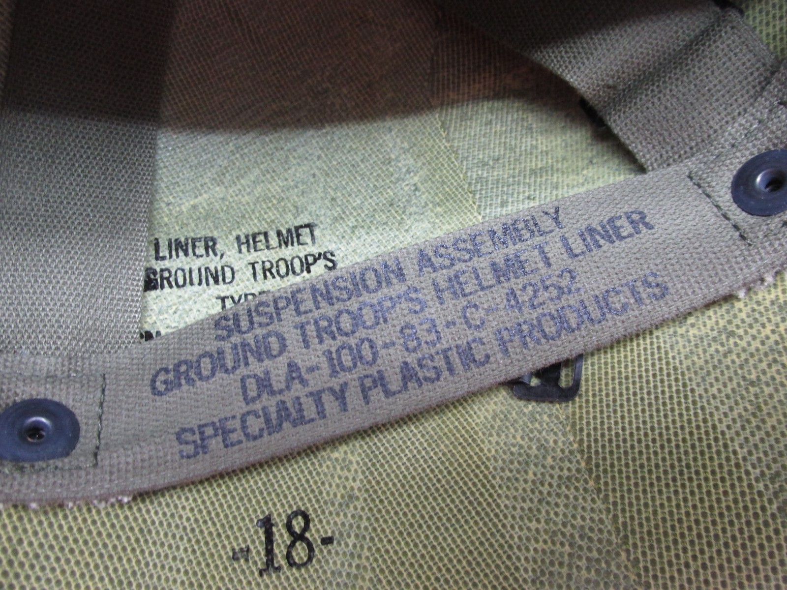 New Unissued Genuine U.S. Military 1980s M-1 Ground Troops Helmet Liner