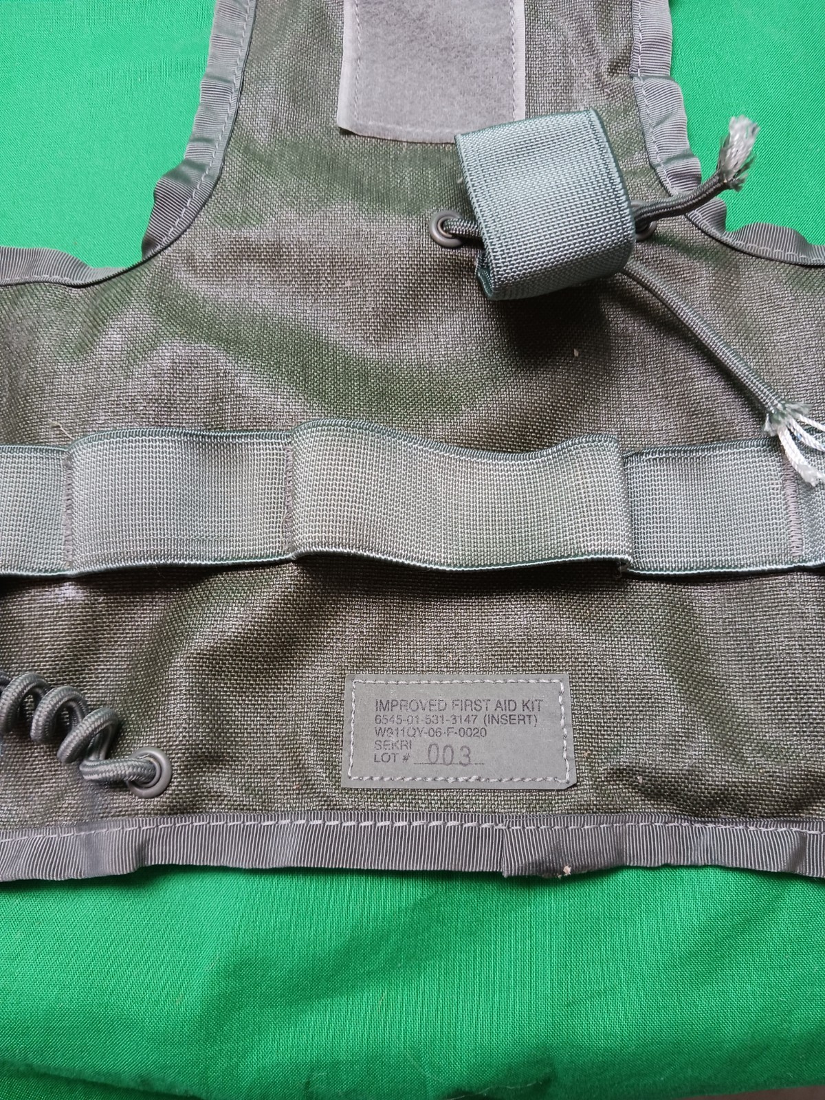 US Army Universal First Aid Kit W/Insert Camo Used