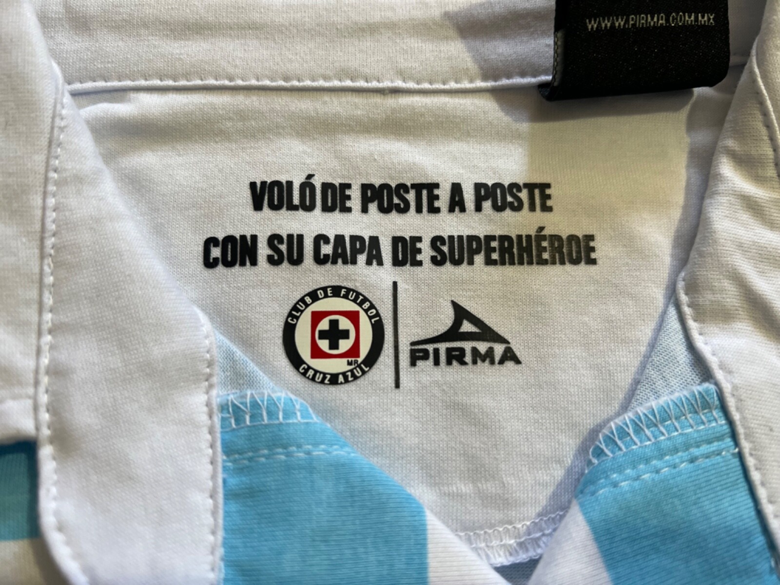 PIRMA PLAYERA CONMEMORATIVA CRUZ AZUL MEN’S EDICIÓN ILIMITADA MARIN