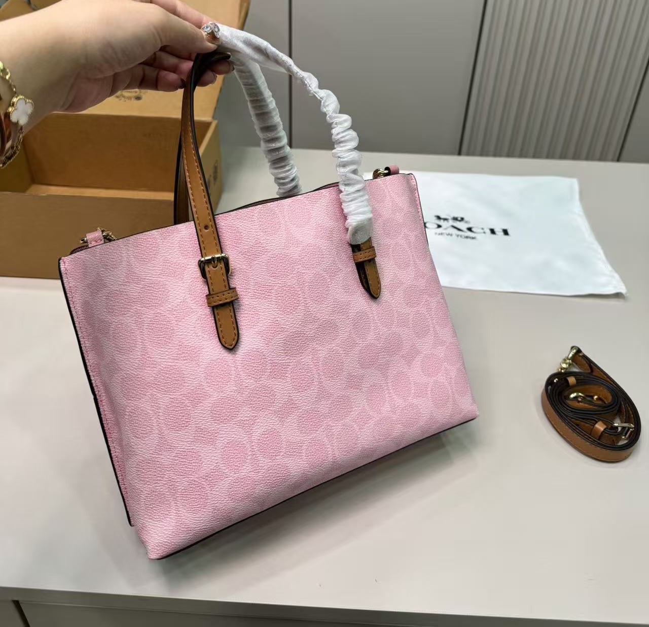 COACH Mollie Tote Bag 25 In Signature Canvas With Charms CER24 Powder Pink #NEKO