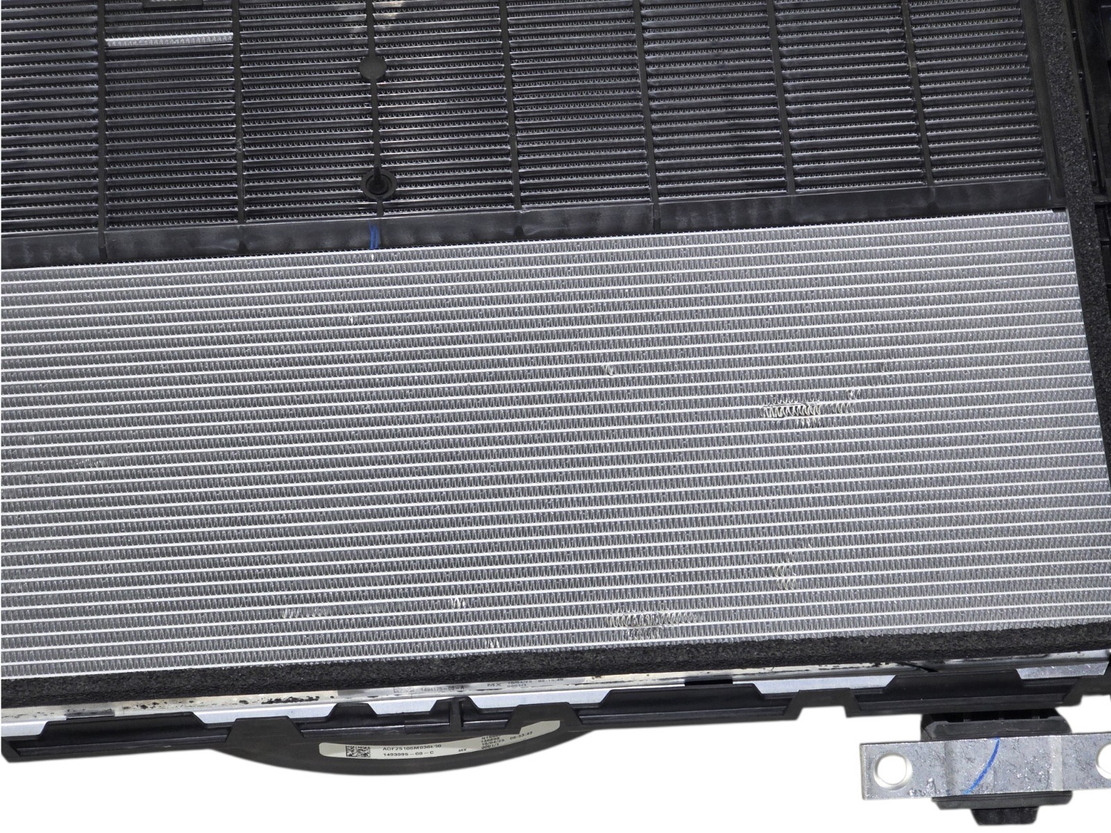 1494175-00-A Tesla Model 3 Model Y Radiator Cooling Fan Shroud Assembly OEM