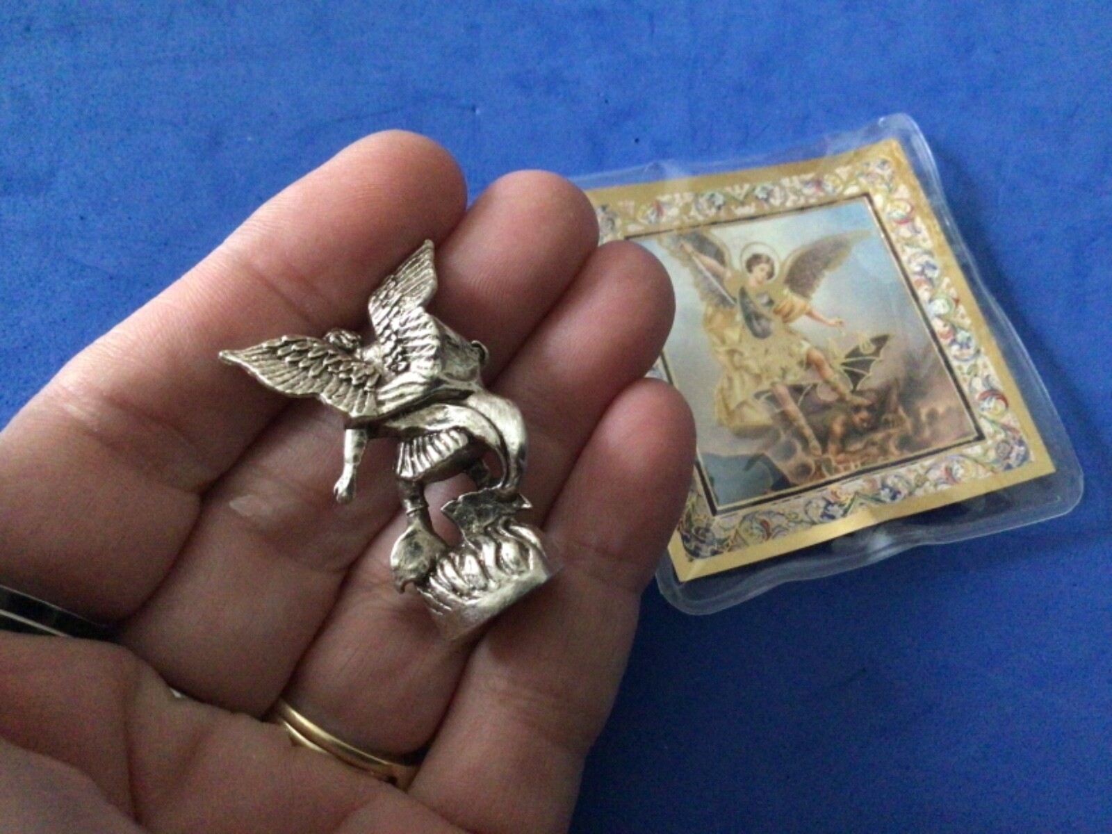 ARCHANGEL ST MICHAEL Silver Metal Saint Pocket TOKEN Defender Icon Prayer