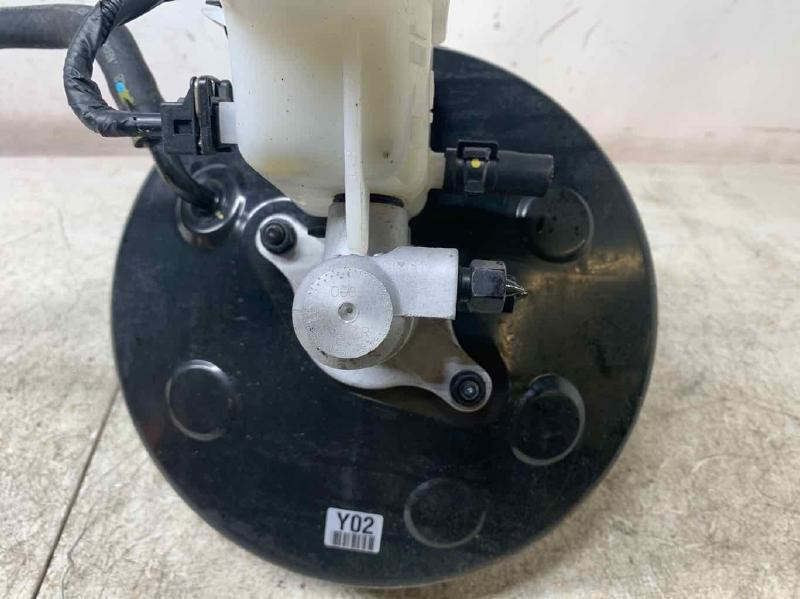 2013-2018 Hyundai Veloster Power Brake Booster OEM