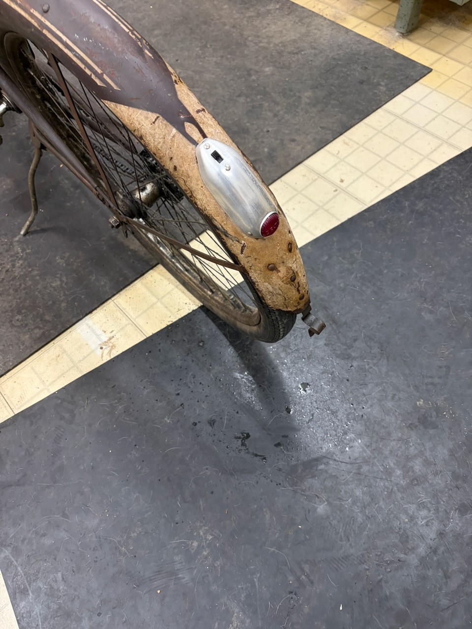 Rollfast RARE! Prewar Mens Bicycle Hanging Tank & Mouse Taillight Zep?