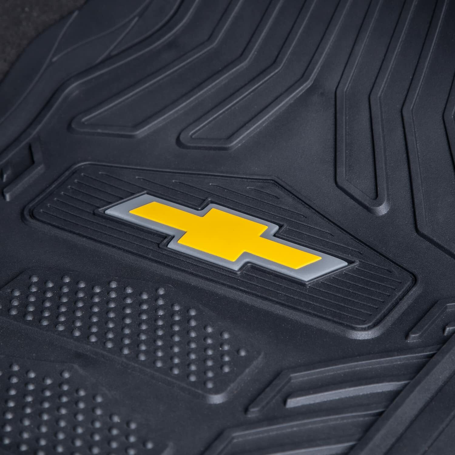 Chevy Bowtie Logo Heavy Duty Truck SUV Car All Weather Rubber 4pc Floor Mats Set