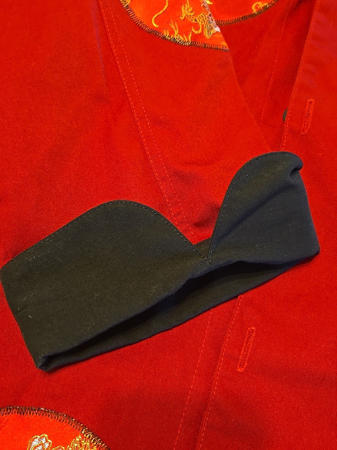 MERCER CULINARY Red Chef Jacket Coat Asian Dragon Cook Med RN# 142955 Used