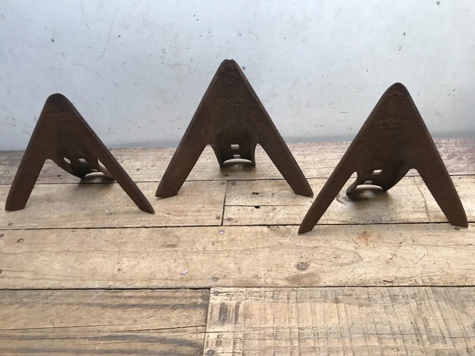 Vintage Nichols Cultivator Plow Head Sweep Arrow Wall Art USA