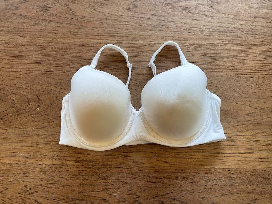 Victoria's Secret White 40DDD Body By Victoria Lightly Lined Demi Bra VS!!