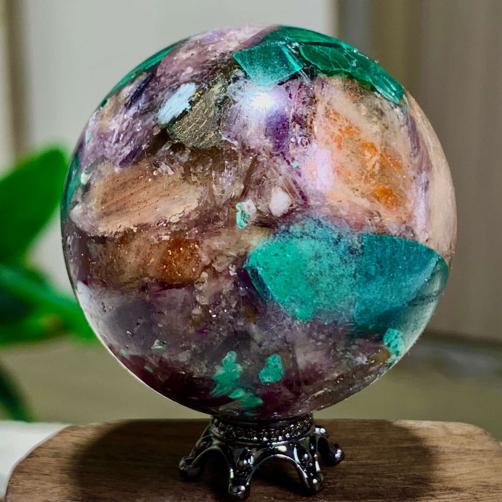 40G Newly discovered rare malachite purple mica symbiotic sphere restoration