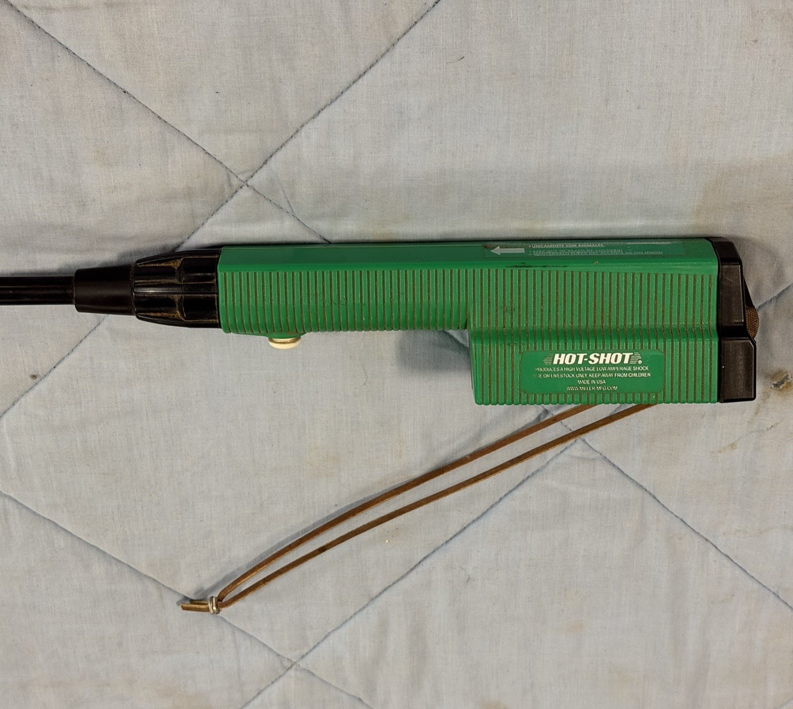 Hot-Shot The Green One Electric Livestock Prod HS2000 6xC Batteries TESTED WORKS