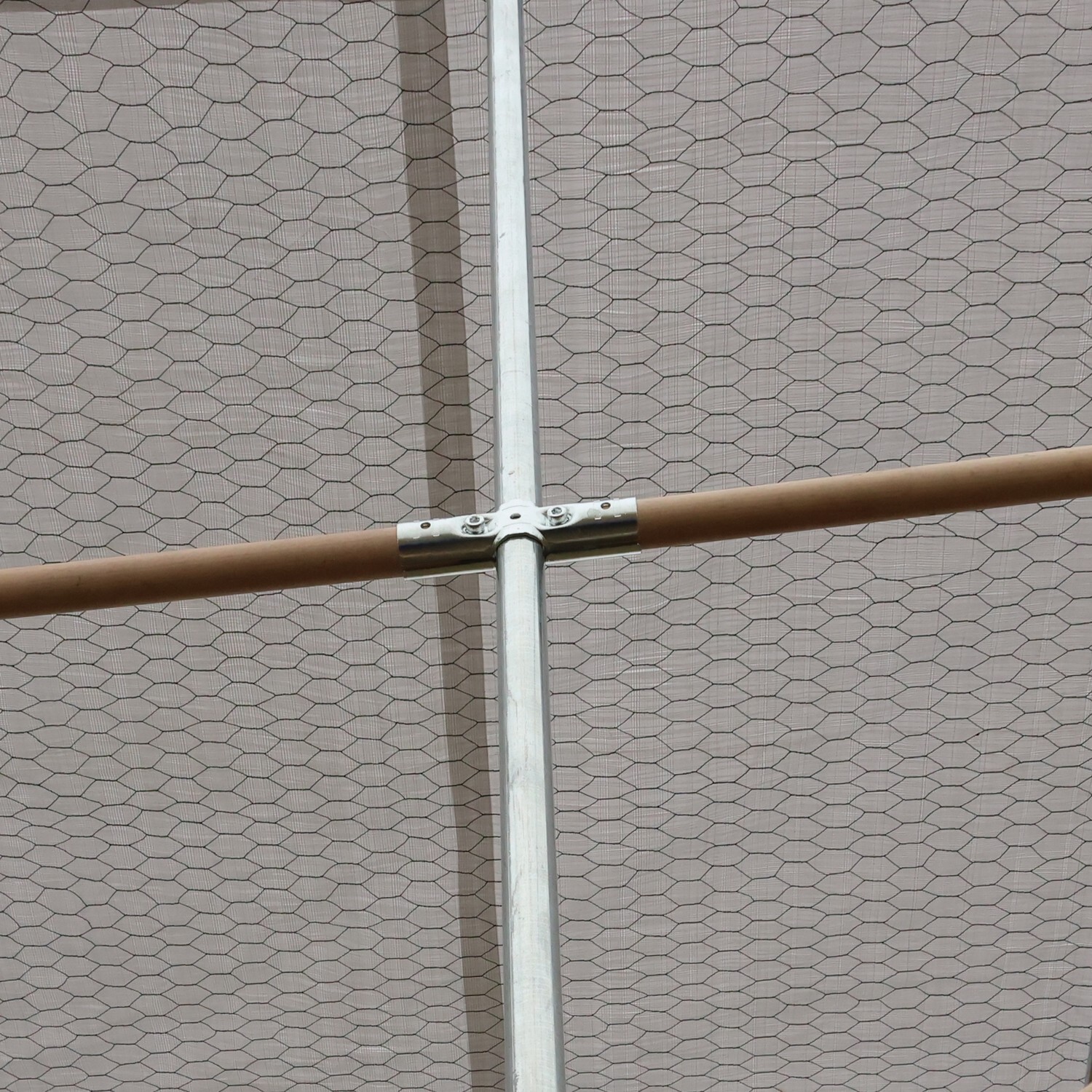 10x10ft Chicken Coop Run Cage Metal Hen House Playpen Enclosures w/Roosting Rack