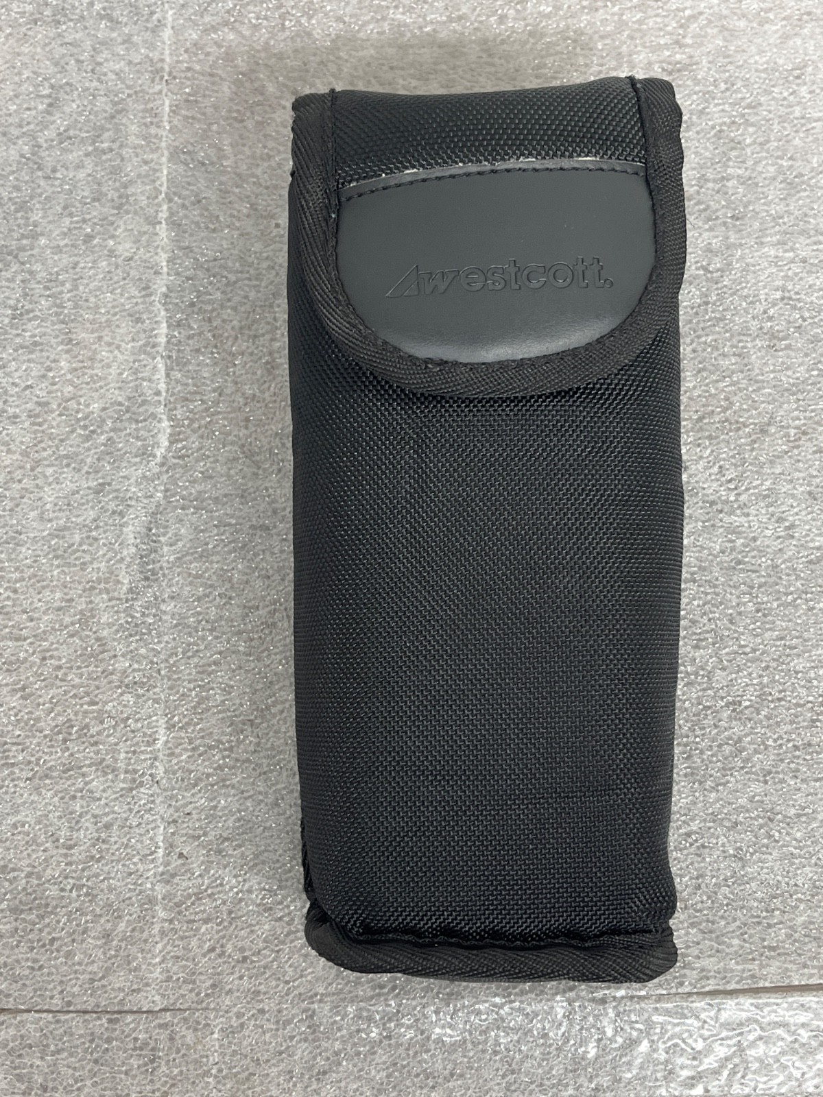 Westcott FJ80 Universal Touchscreen 80Ws Speedlight with battery & Charger