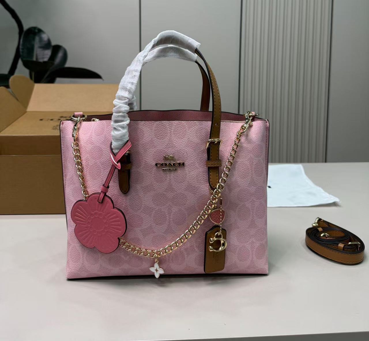COACH Mollie Tote Bag 25 In Signature Canvas With Charms CER24 Powder Pink #NEKO