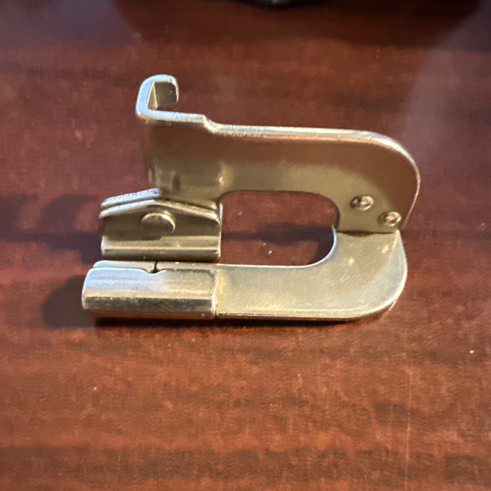 Vintage SINGER SIMANCO 120687 Imitation Hem Stitcher Veining Attachment