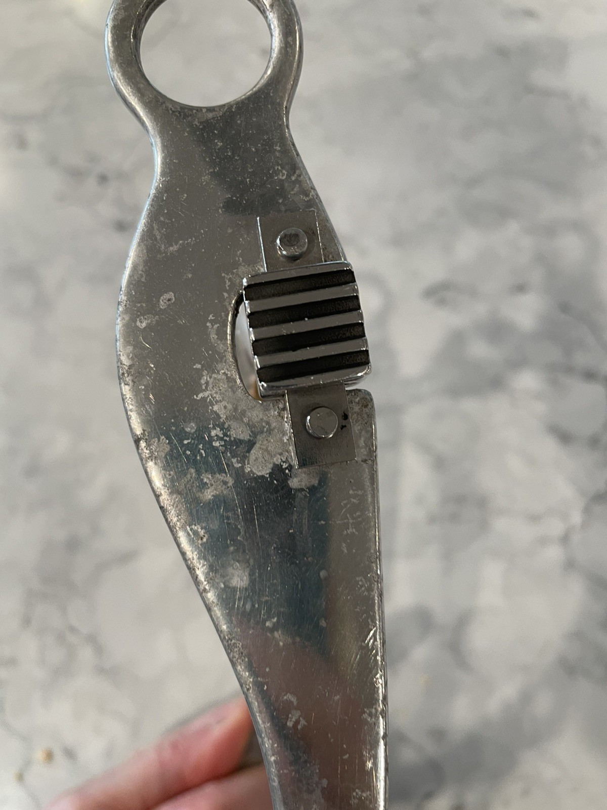 SLIESTER STAINLESS STEEL HORSE BIT 4-7/8 with roller