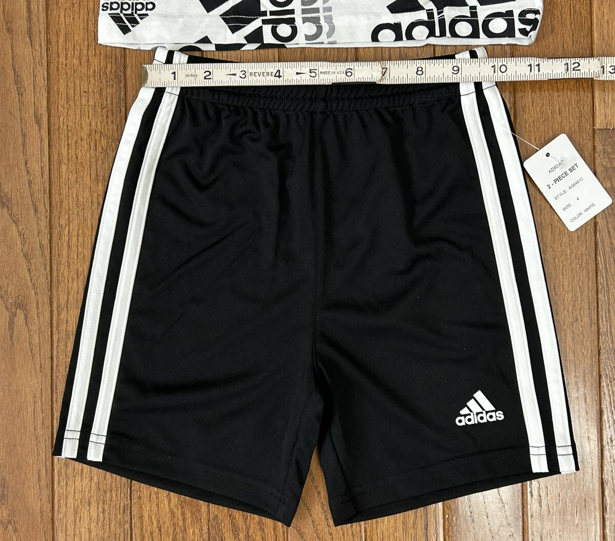 New Adidas Boy's Outfit T-Shirt Tee & Shorts big Logo Size 4 MSRP $38 (D21)
