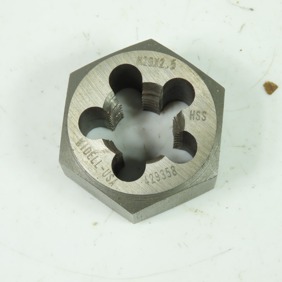 Widell M20 x 2.5 HSS Hexagon Rethreading Die 429358