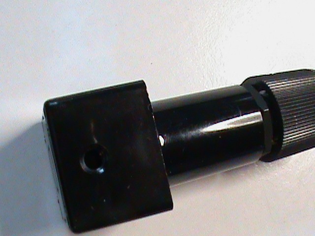 LOT OF 2 NEW AIRTROL R-900-90 SUB-MINIATURE PRECISION REGULATOR