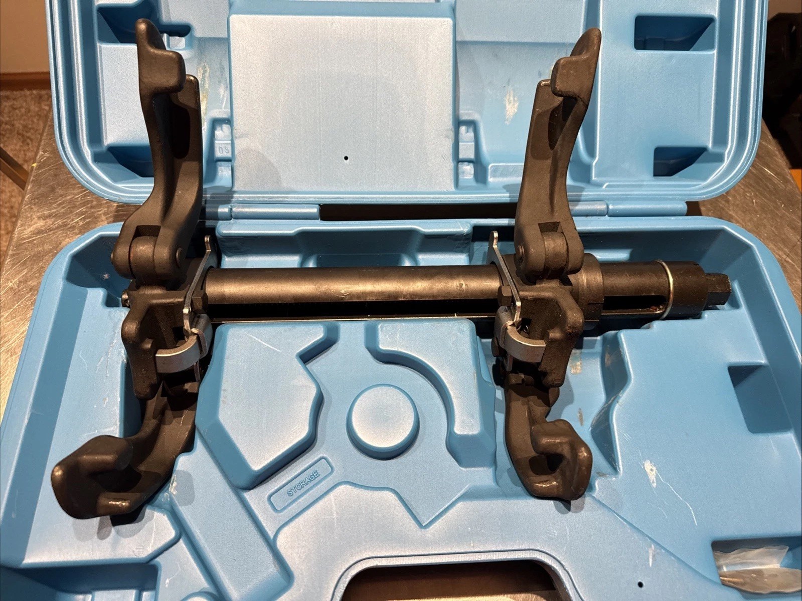 SIR TOOLS ST 9050 Portable Strut Master Strut Compressor for impact wrenches