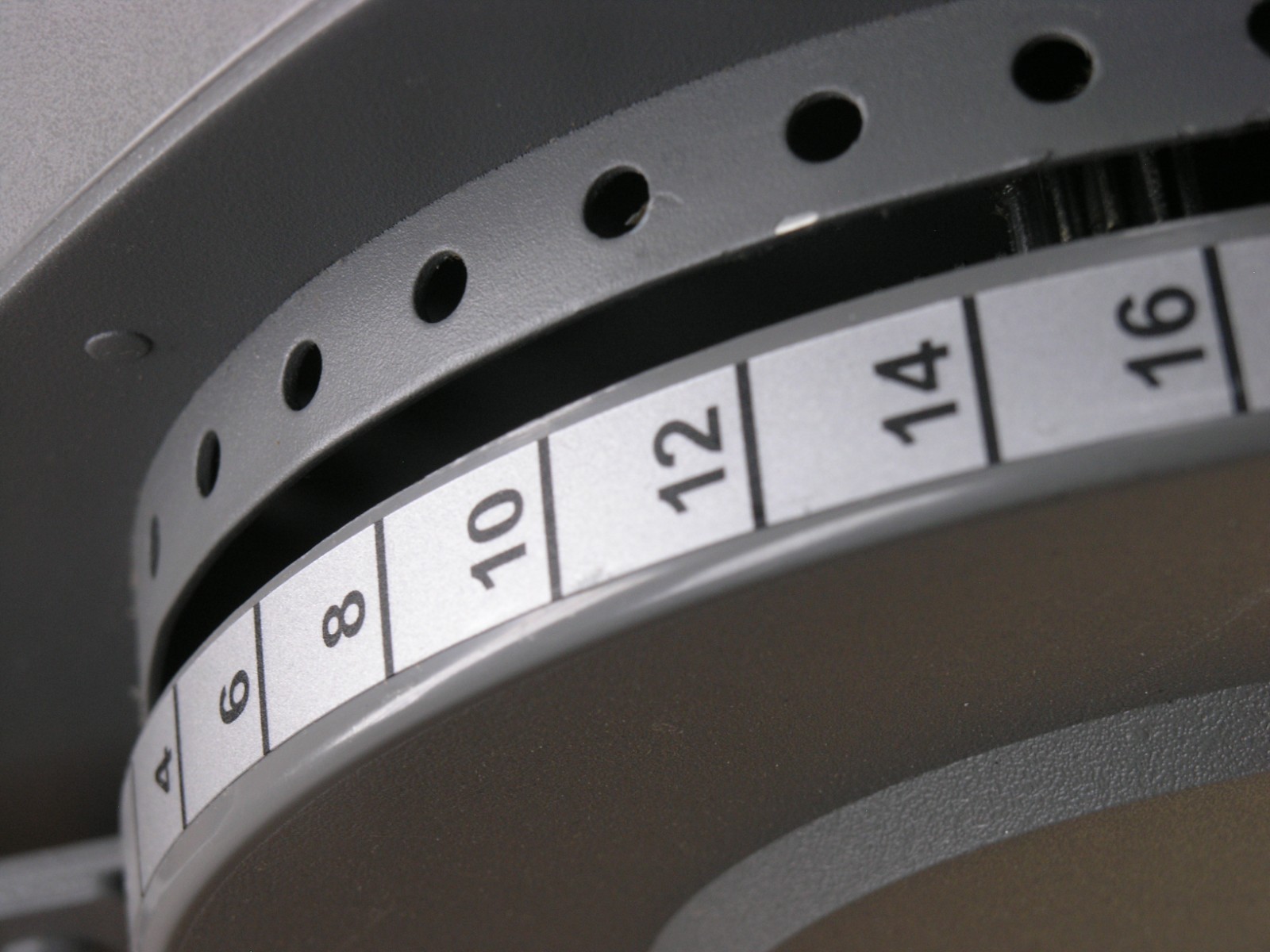 Better Pack Model 333 Plus with 4 rolls of Tape