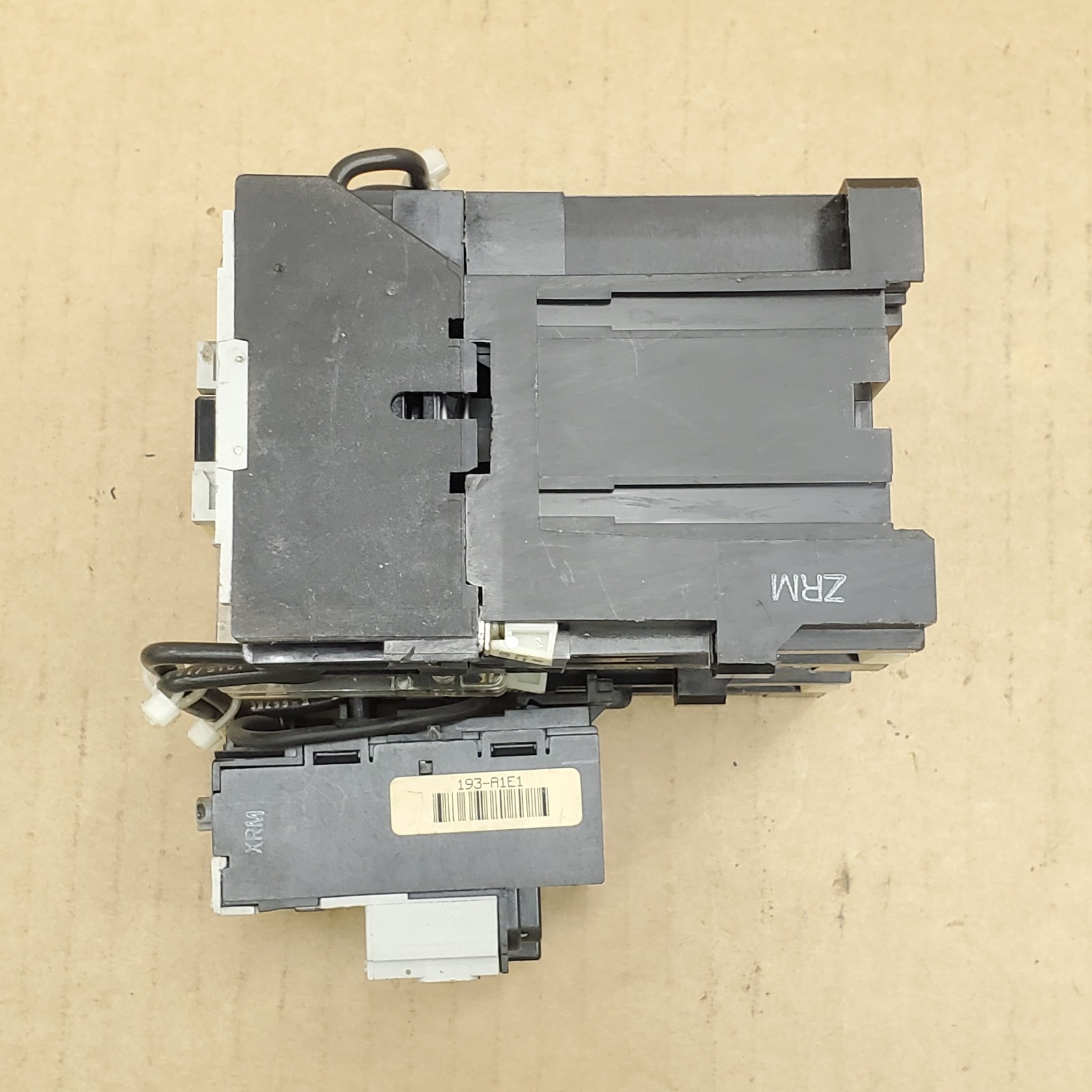 Allen Bradley Reversing Contactor 100-A09NZ3 24VDC Coil 193-A1E1 Overload NICE