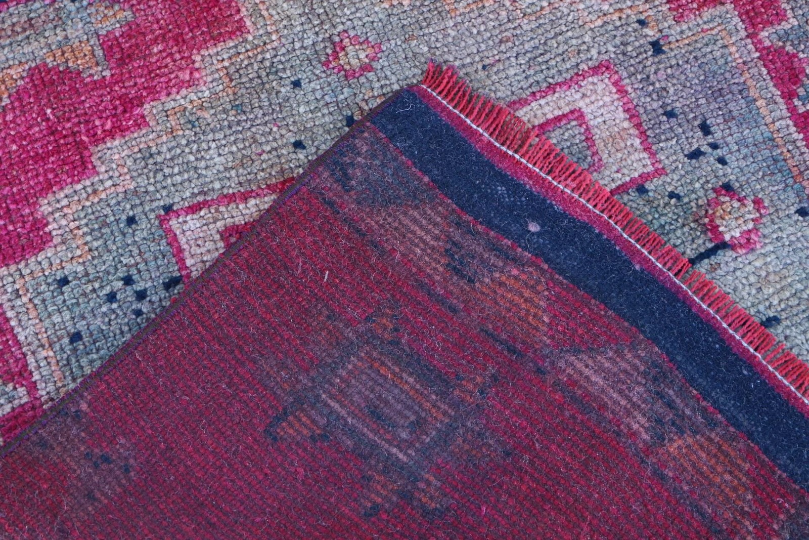 Turkish Rug, Runner 2,9x10,7 ft Rug, Herki Red Animal Print Rug