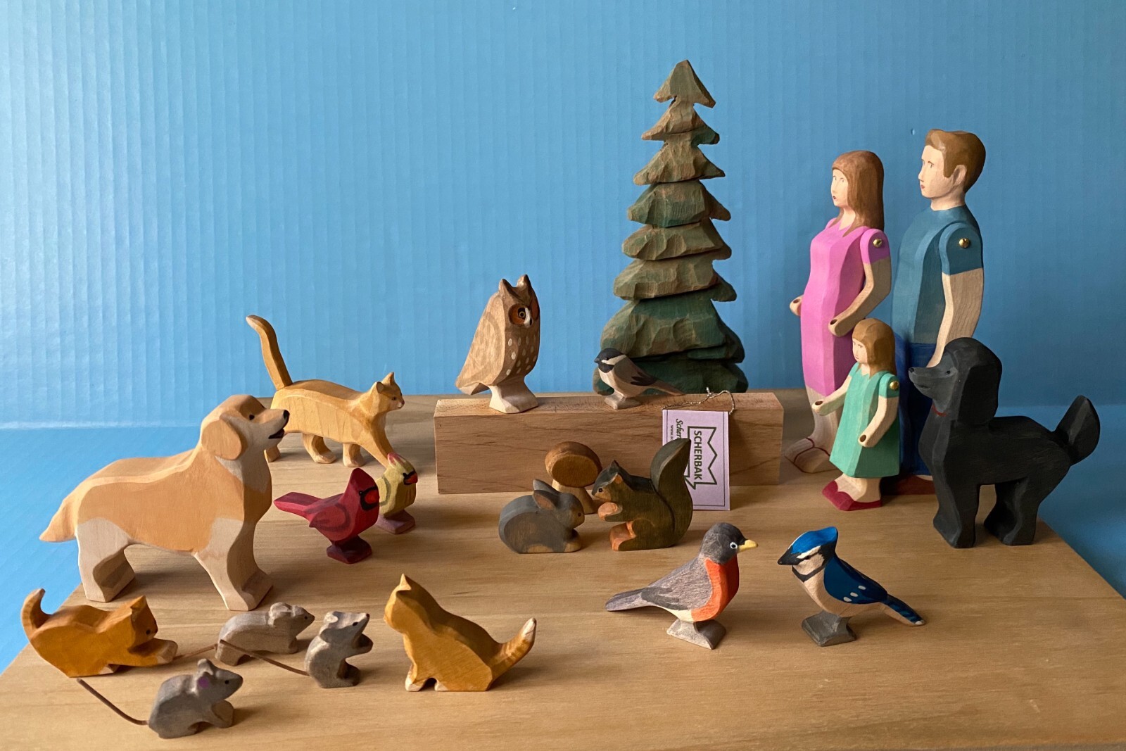 Chickadee bird, hand made Waldorf wooden toy figure Ostheimer type Scherbak