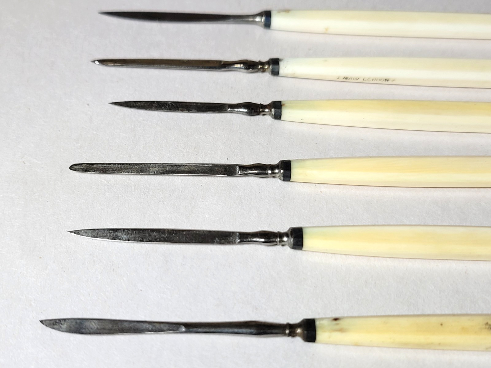 1870's S. Maw Son Thompson 6-Scalpel Surgical Set, Case Antique Medical Tools