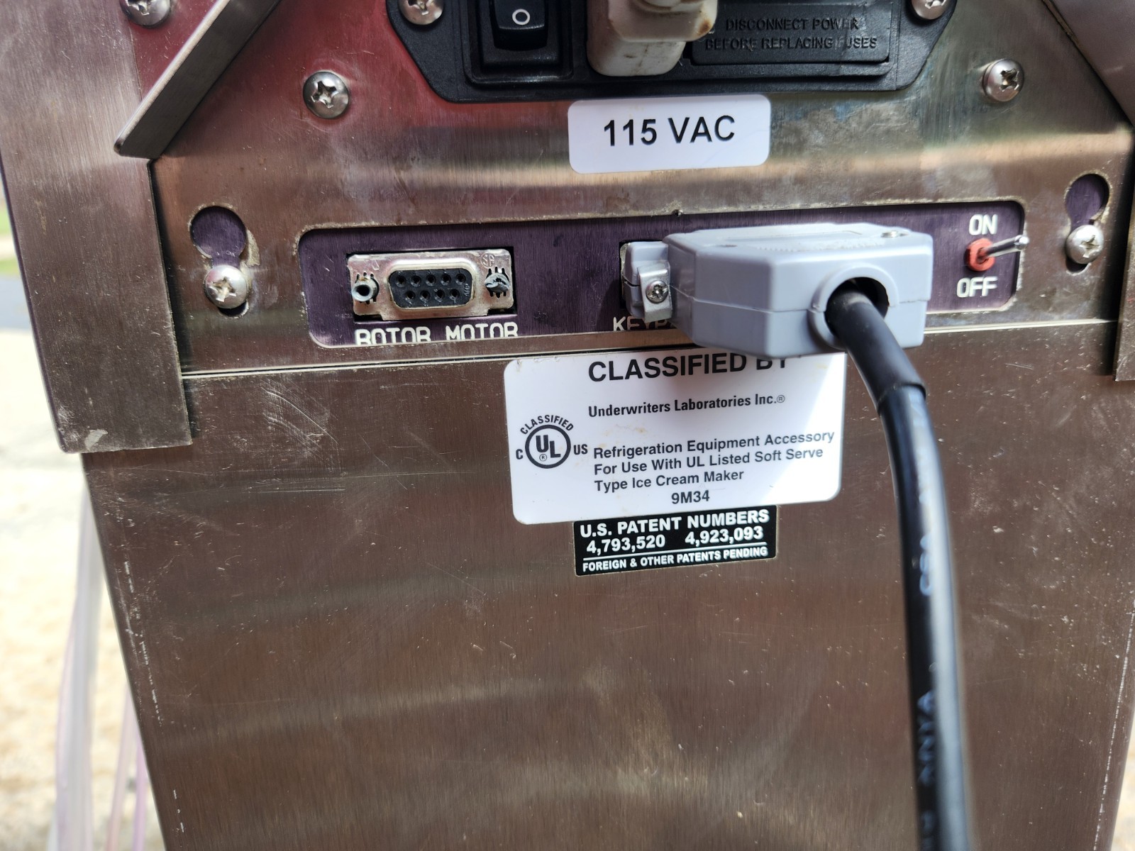 FLAVORBURST FB80S-08 Frozen Beverage Flavor Injector with Pumps and gauge