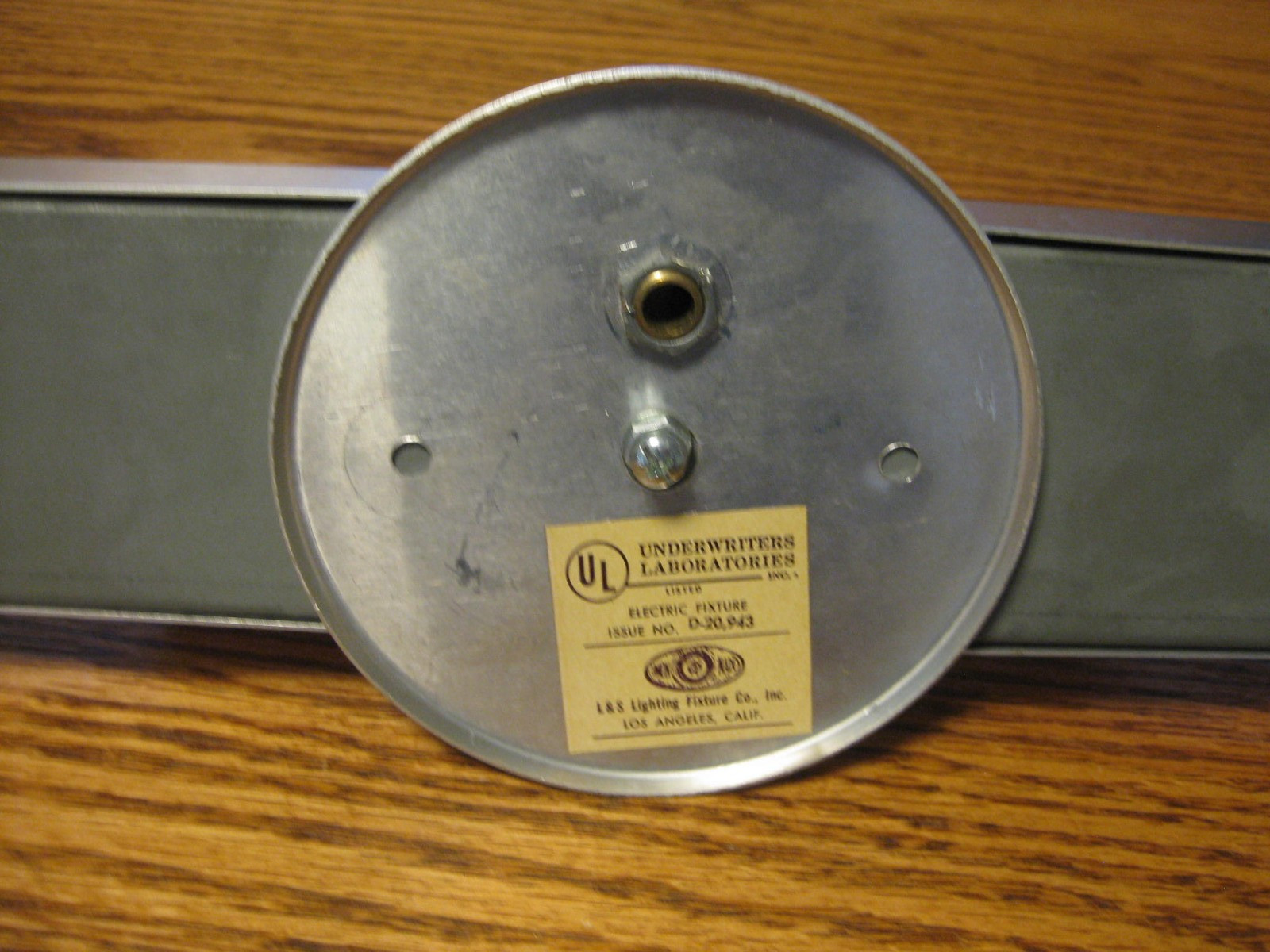 Vintage 1978 Bathroom Wall Light Fixture Sconce - Brushed Aluminum L&S Lighting