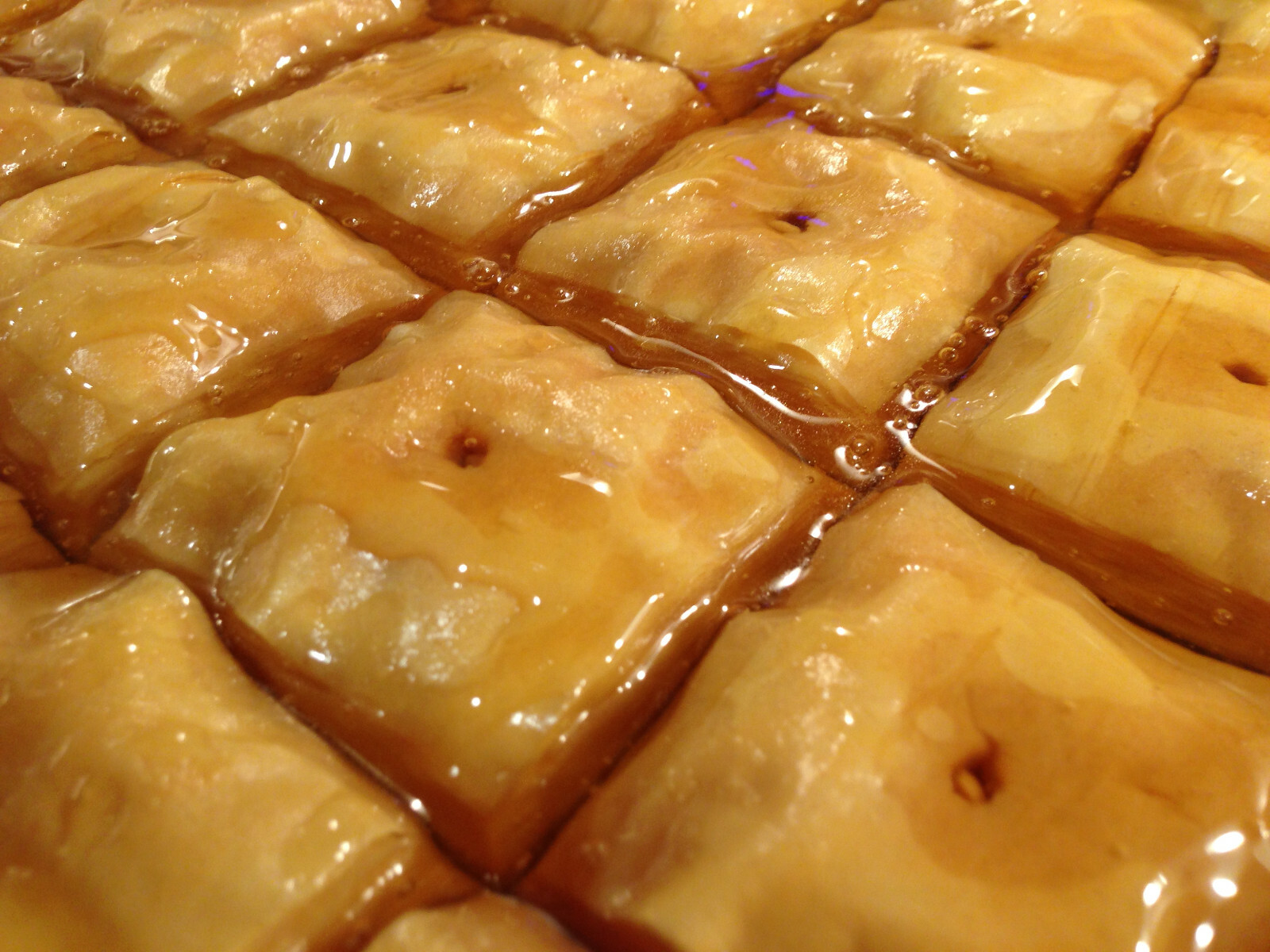 Organic Large Baklava with Walnut & Bee Honey! Unique Quality 5LB 24 big Pieces