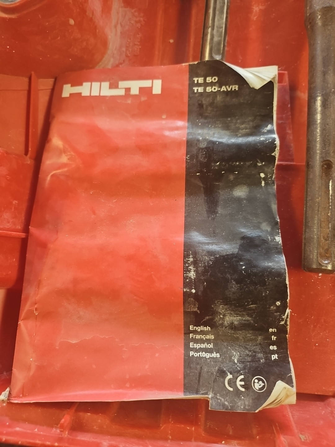 Hilti TE 50-AVR Corded Rotary Hammer Drill with Hard Case with 5 bits