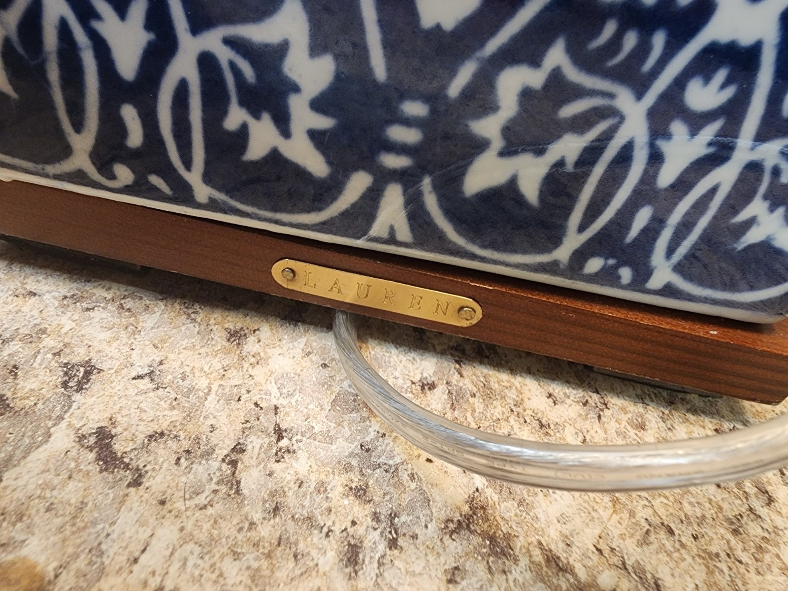 Ralph Lauren Blue Porcelain Finish Ceramic Vtg Table Lamp Medallion