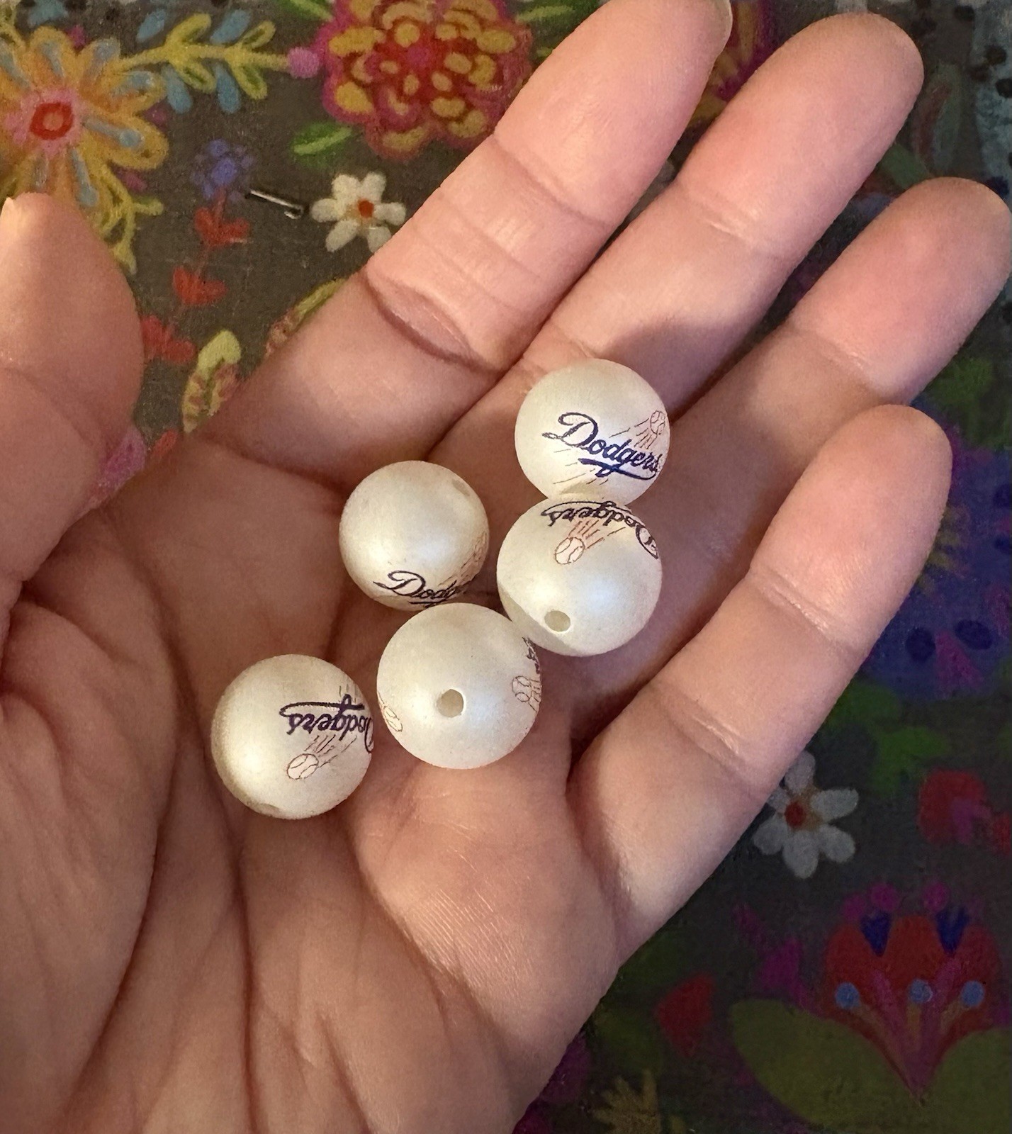 5 Piece LOS ANGELES BASEBALL Team Acrylic Focal Beads 16mm NEW Sports Style 2