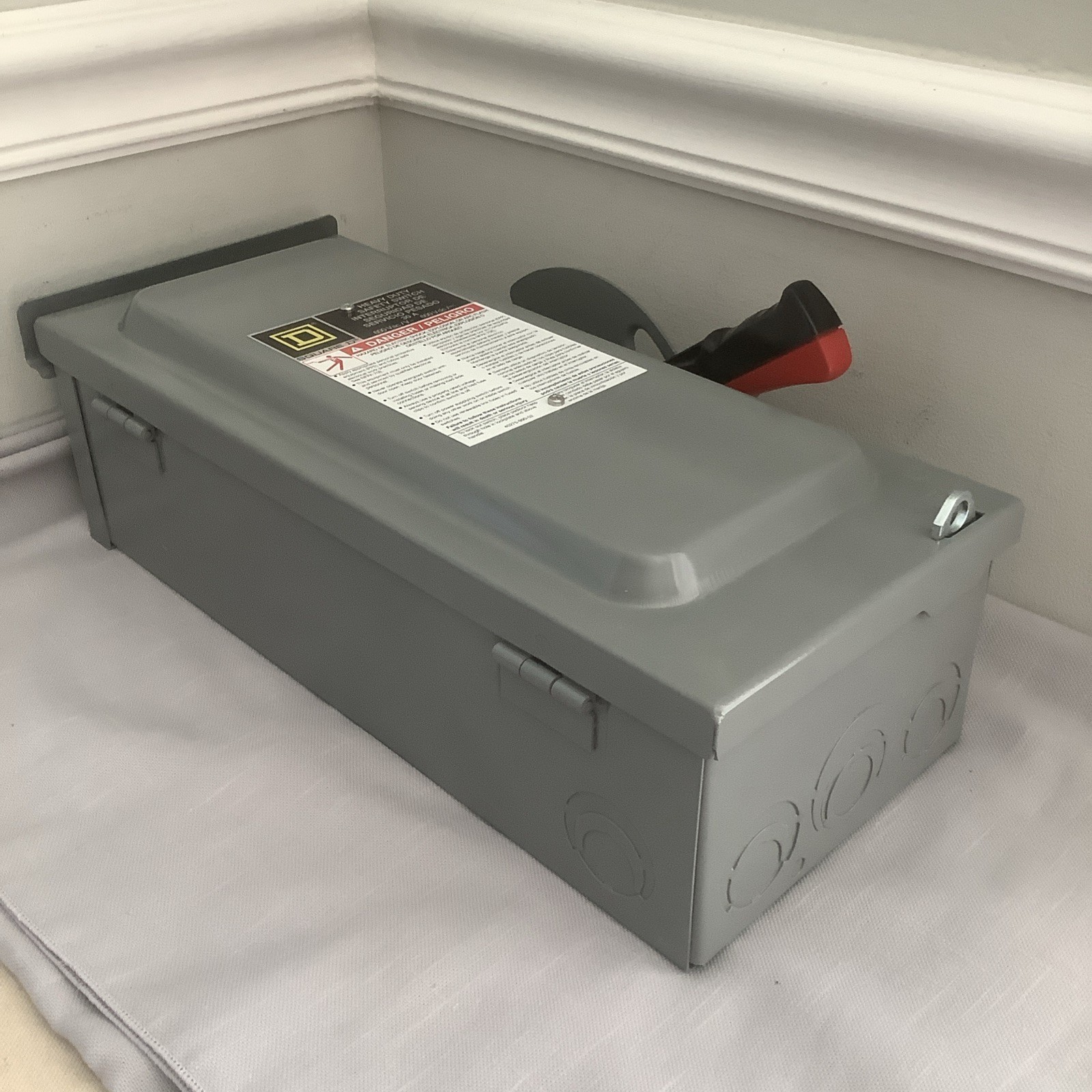 Schneider SQUARE D HU361RB Heavy Duty Safety Switch 30A 600V~