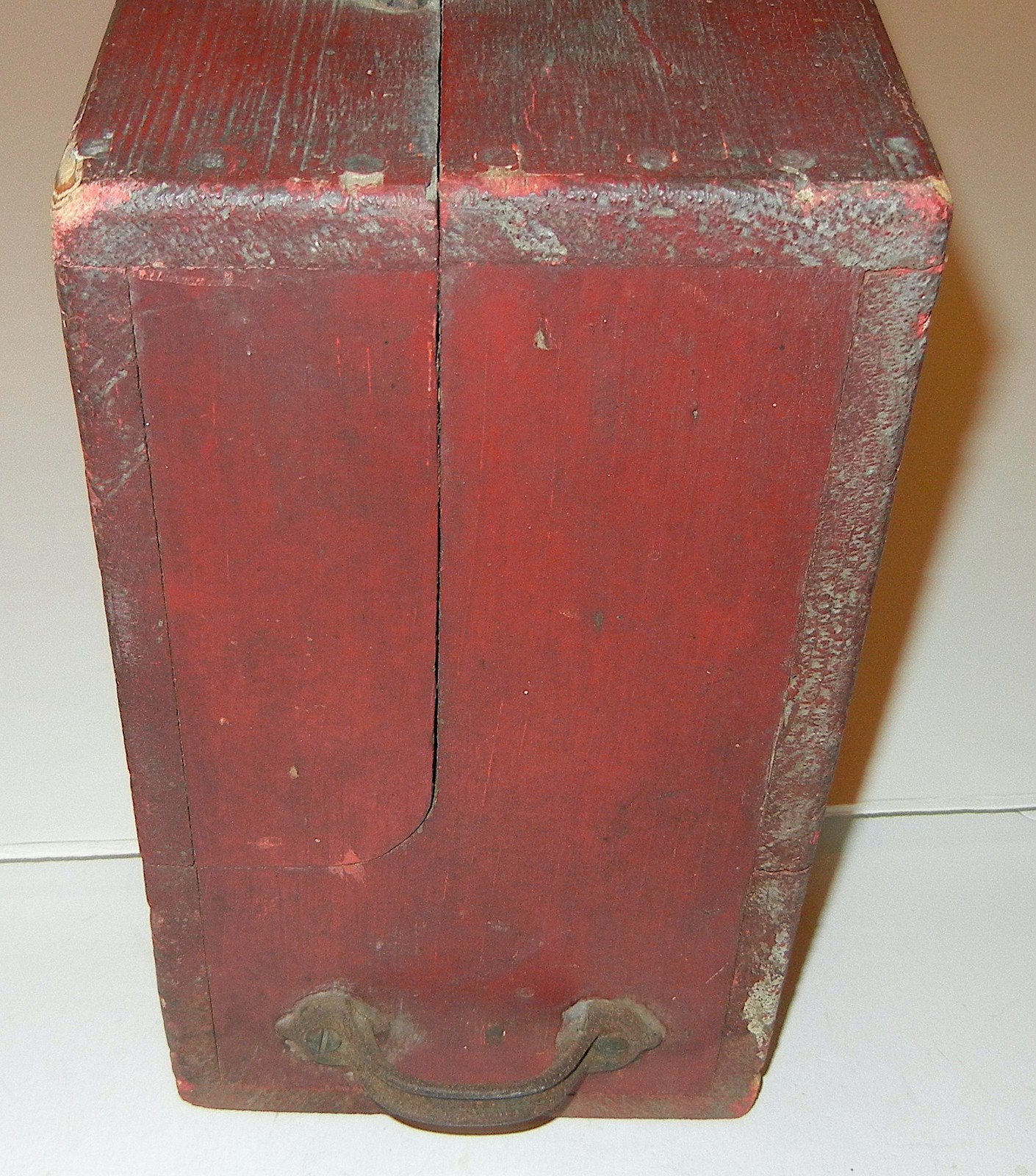 VINTAGE ANTIQUE ED LEE HEISLERVILLE NJ CARPENTER WOOD TOOL BOX OLD RED PAINT